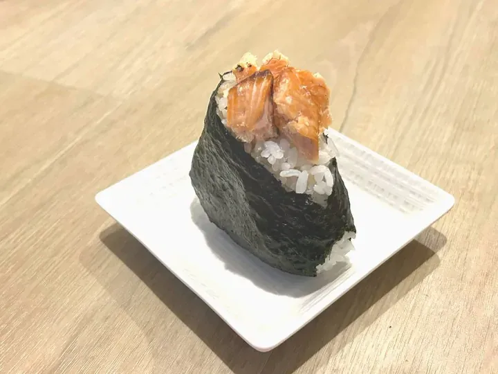 新巻鮭のおむすび